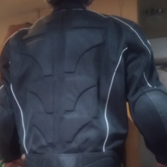 Motorcycle Racing Jacket - Picture 2 of 3